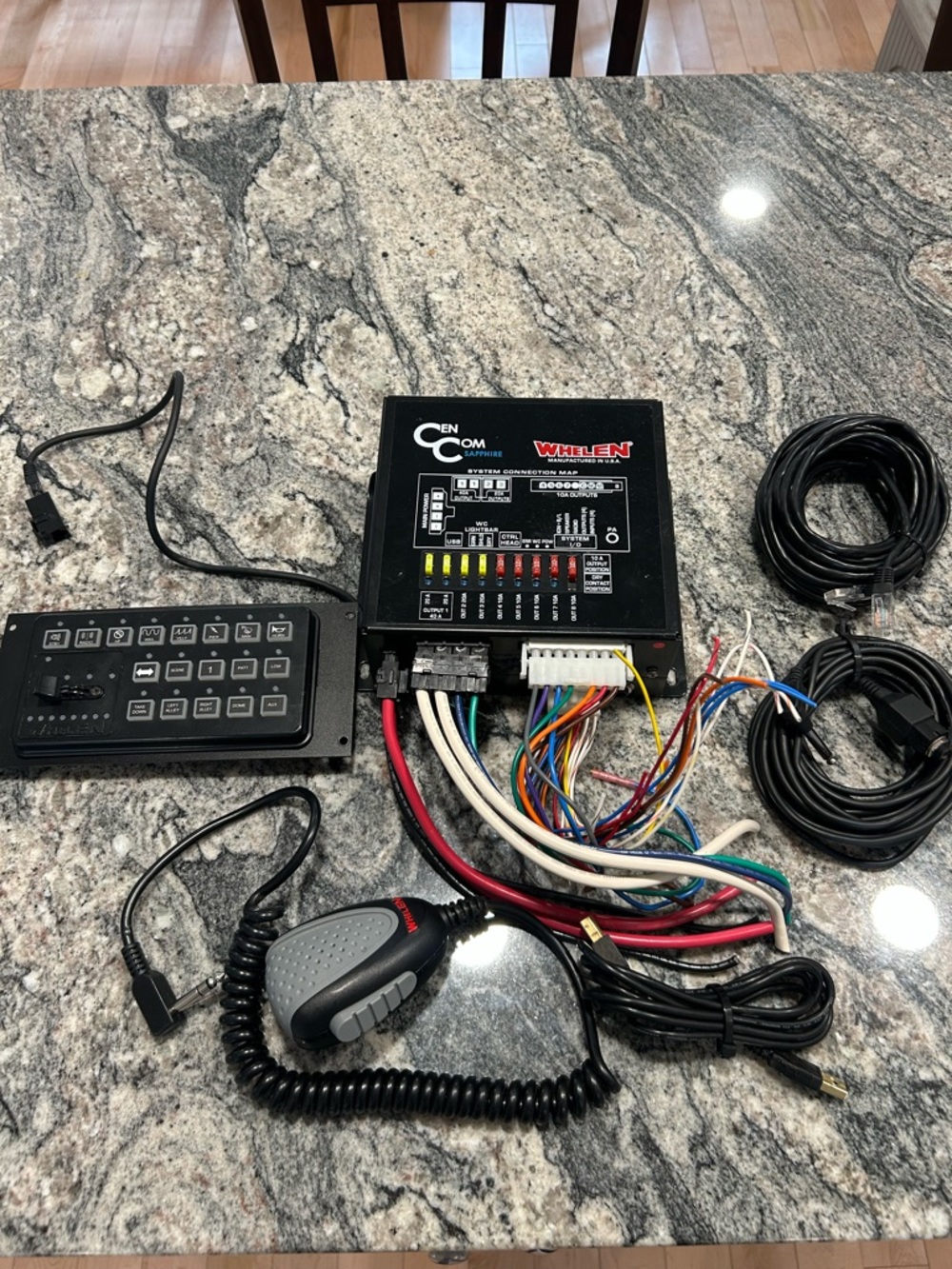 Whelen Cencom Sapphire Siren/Light controller